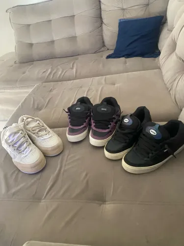 3 tênis, 2 hocks original e adi 2000 bege
