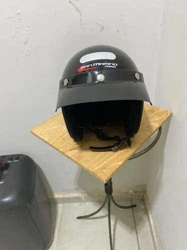 Capacete Aberto San Marino Taurus Preto Brilhante