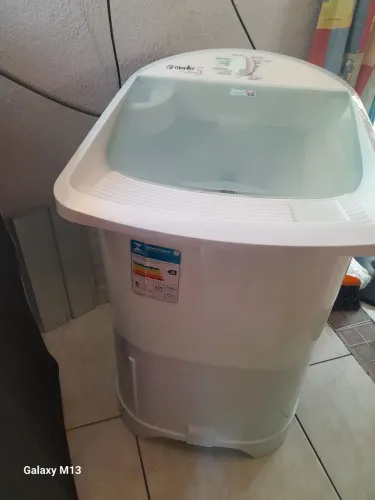 Tanquinho de lavar roupa ( 5kg )