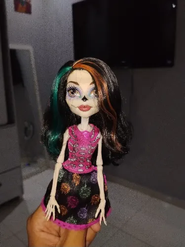 Boneca Monster high