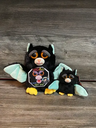 Pelúcia e Chaveiro Morcego Feisty