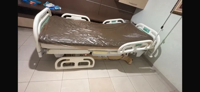 Cama hospitalar elétrica