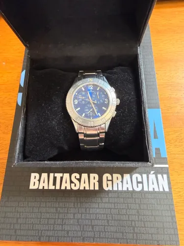 Movado Chrono suíço