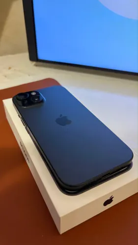 iPhone 15
