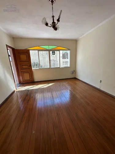 Casa sobrado em Vila Pereira Barreto, São Paulo, 232m², 4 dormitórios, 3 banheiros, venda