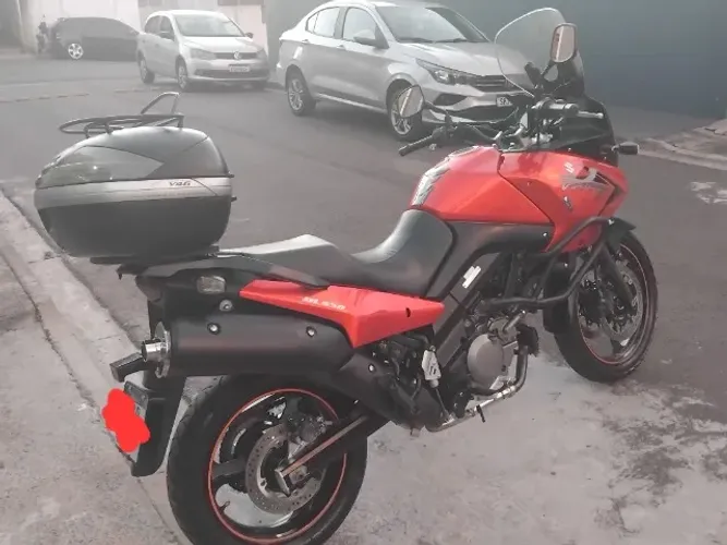 Suzuki V-STROM 650 cc 2011