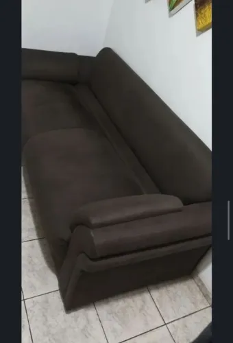 Sofá 4 lugares semi-novo .. sued