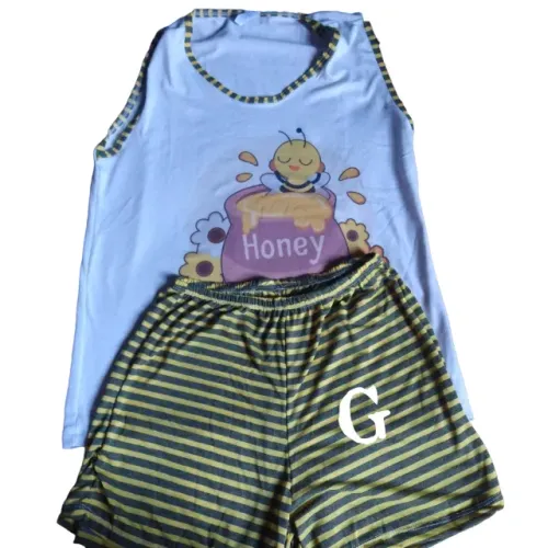Pijamas tamanho G
