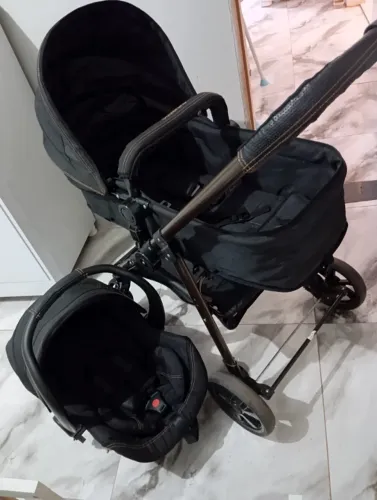 Carrinho de Bebê 3 em 1 Galzerano