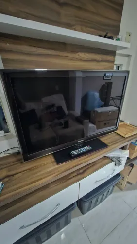 TV Samsung 40" LED Full HD + Chromecast Incluso