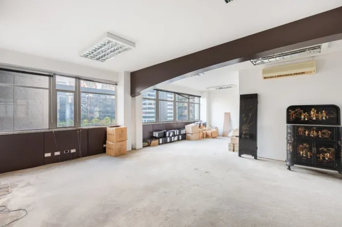 Sala comercial na Avenida Engenheiro Luiz Carlos Berrini, 828 - Conjunto 62 234 m²