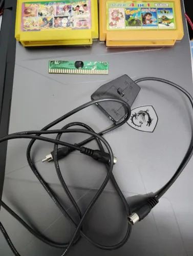 Kit Retrogaming PolyStation / NES 60 Pinos - Cartuchos e Cabos