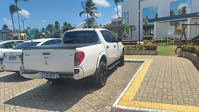Mitsubishi L200 Triton GL 3.2 CD TB Int. Dies. Mec. 2017