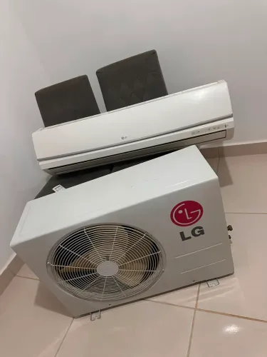 Ar Condicionado Convencional 2400BTU