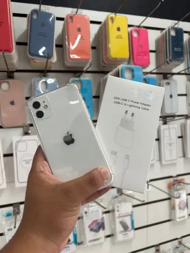 iPhone 11