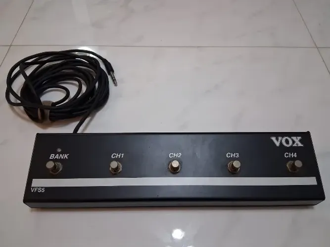 Pedal Controlador Footswitch VFS-5 Vox