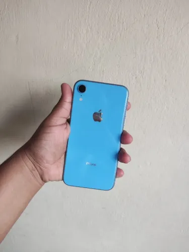 iPhone XR