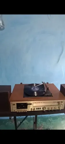 Vendo vitrola tudo funcionando 