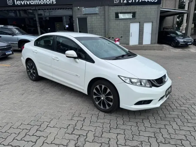 Honda Civic Sedan LXR 2.0 Flexone 16V Aut. 4P 2015