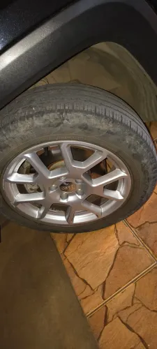 Pneus Pirelli scorpion verde 215 60r17 100H