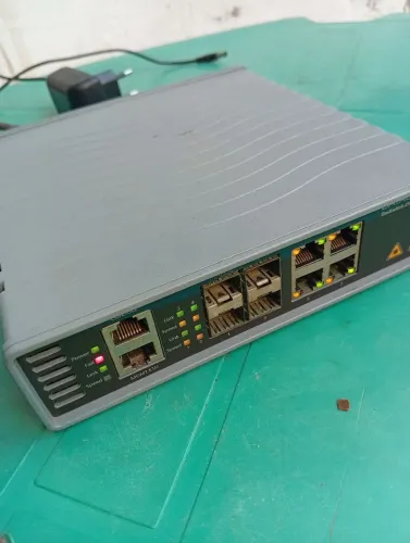 Switch Edd 8 Portas Datacom Dmswitch 2104g2- Edd<br>