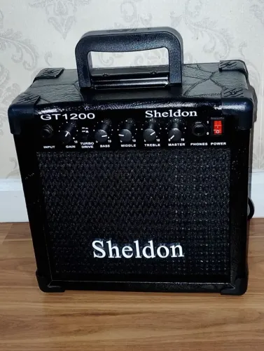 Caixa Amplificada para guitarra