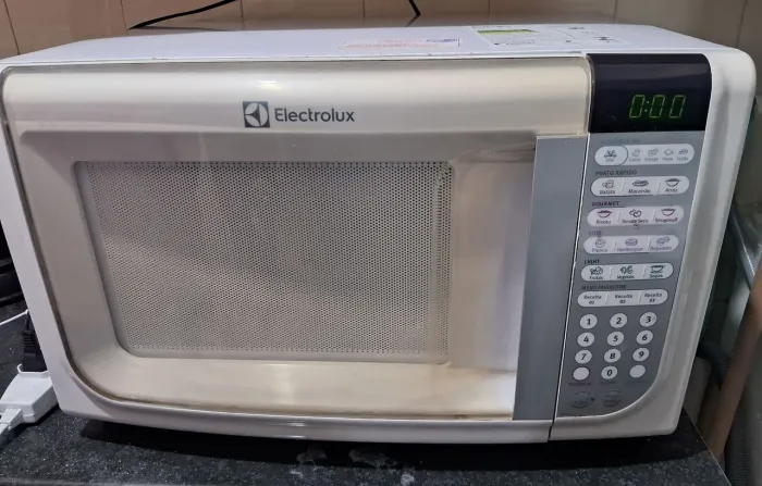 micro-ondas Electrolux 31 litros 