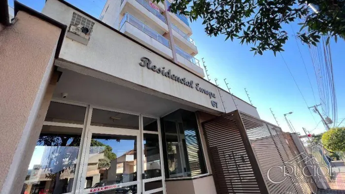Apartamento com 2 dormitórios à venda, 67 m² por R$ 434.000,00 - Nova - Londrina/PR