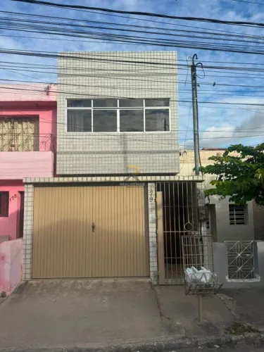 CASA DUPLEX para ALUGUEL no BAIRRO SÃO FRANCISCO, Caruaru-PE