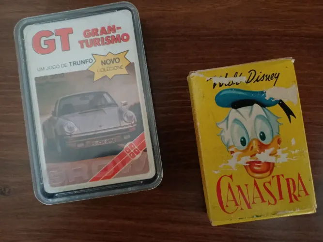 Jogos Super Trunfo e Canastra Disney