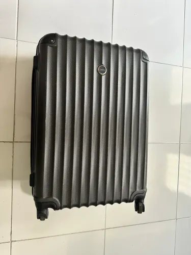 Mala de viagem de Fibra 23kg marca Lucas