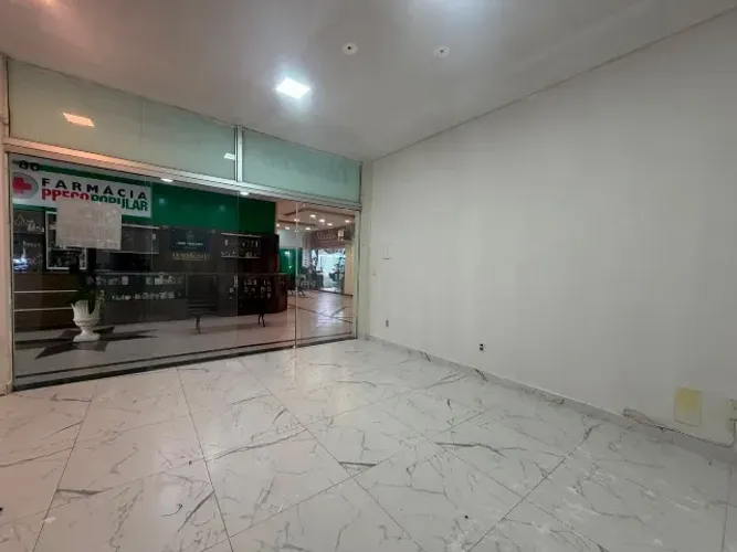 SALA COMERCIAL 46,79 m2 NA GALERIA CAMBORIÚ CENTER VENDA/LOCAÇÃO NO CENTRO DE BALNEÁRIO CA