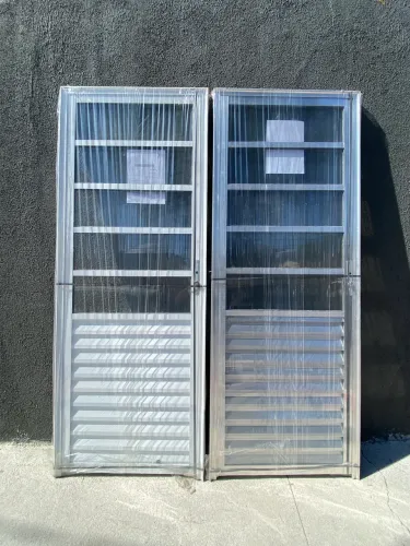 PORTA DE ALUMÍNIO COM VIDRO 2.10X80 - PROMOÇÃO OUTLET 
