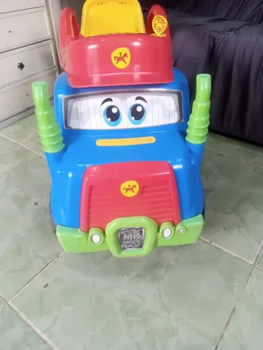 Caminhão de passeio MK TRUCK