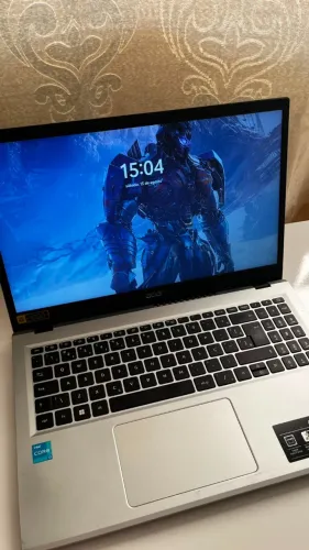 Notbook Acer Aspire i3