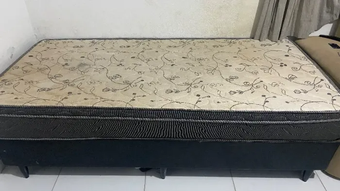 Cama de solteiro