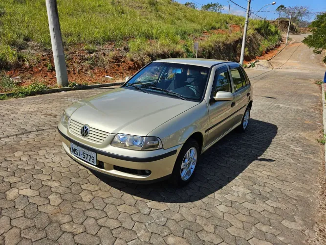 Volkswagen Gol Geração III FUN 1.0 16V Gasolina Mec. 4P 2001