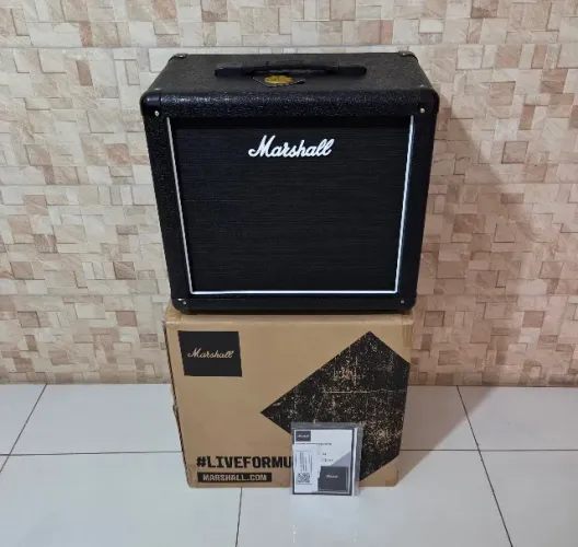 Caixa Gabinete Marshall 1x12 falante Celestion - Zerado