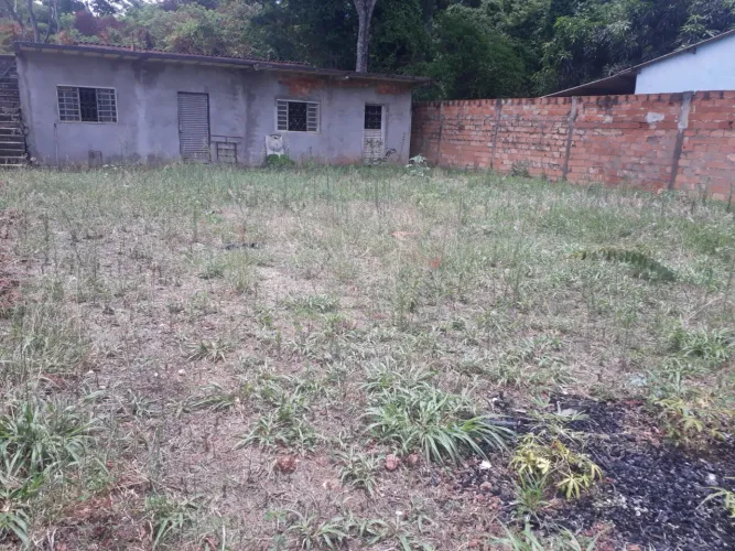Vendo Barraco com Lote de 441 m² - Ótima Oportunidade