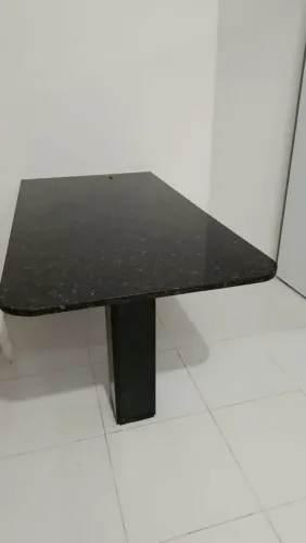 MESA EM MÁRMORE NOVA 150 X 75