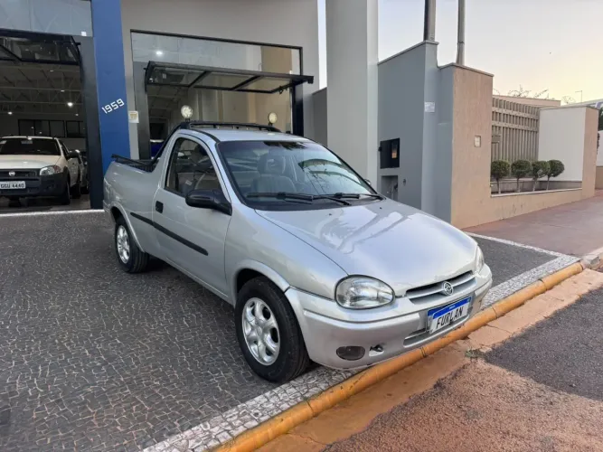 Chevrolet Corsa Pick-up Std/ Rodeio 1.6 MPFI 1999