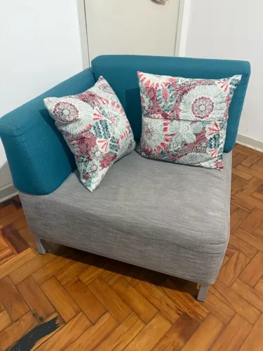 Vende-se POLTRONA
