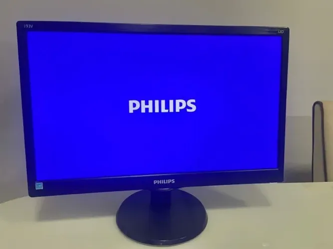 Monitor Philips 19?