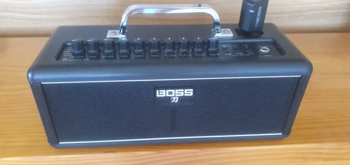 Amplificador BOSS KATANA AIR Excelente Estado.