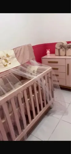 Vende-se berço por 400$