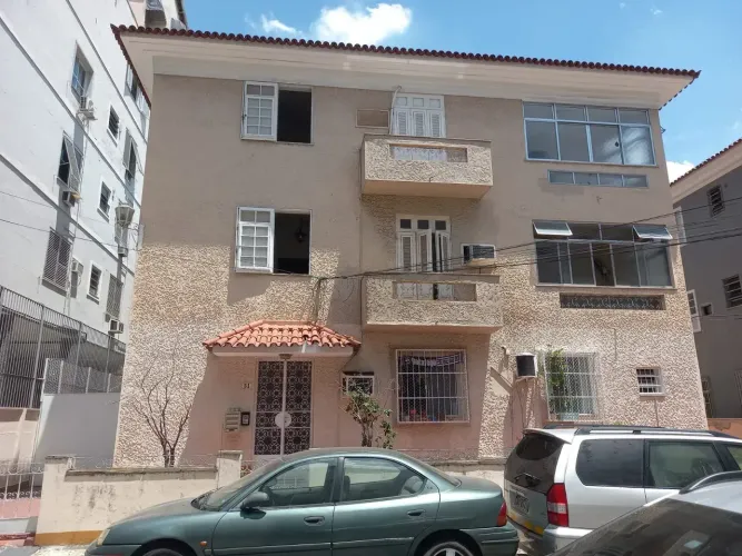 Imóvel 1 por andar venda possui 165 metros quadrados com 4 quartos em Tijuca - Rio de Jan