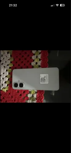 Celular Semi novo 