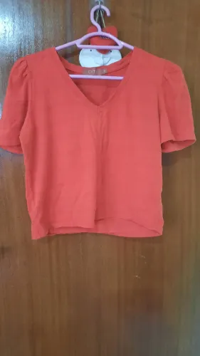Cropped vermelho ( tamanho M)