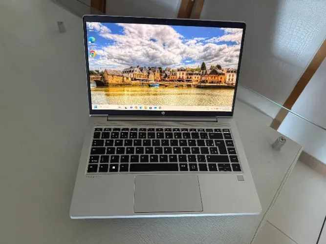 Notebook HP G9 Ultra 445 AMD Ryzen 5 , 32GB Ram , 500GB SSD M2 , Placa Radeon Full HD IPS