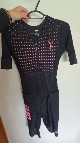 Macaquinho triatlhon feminino 